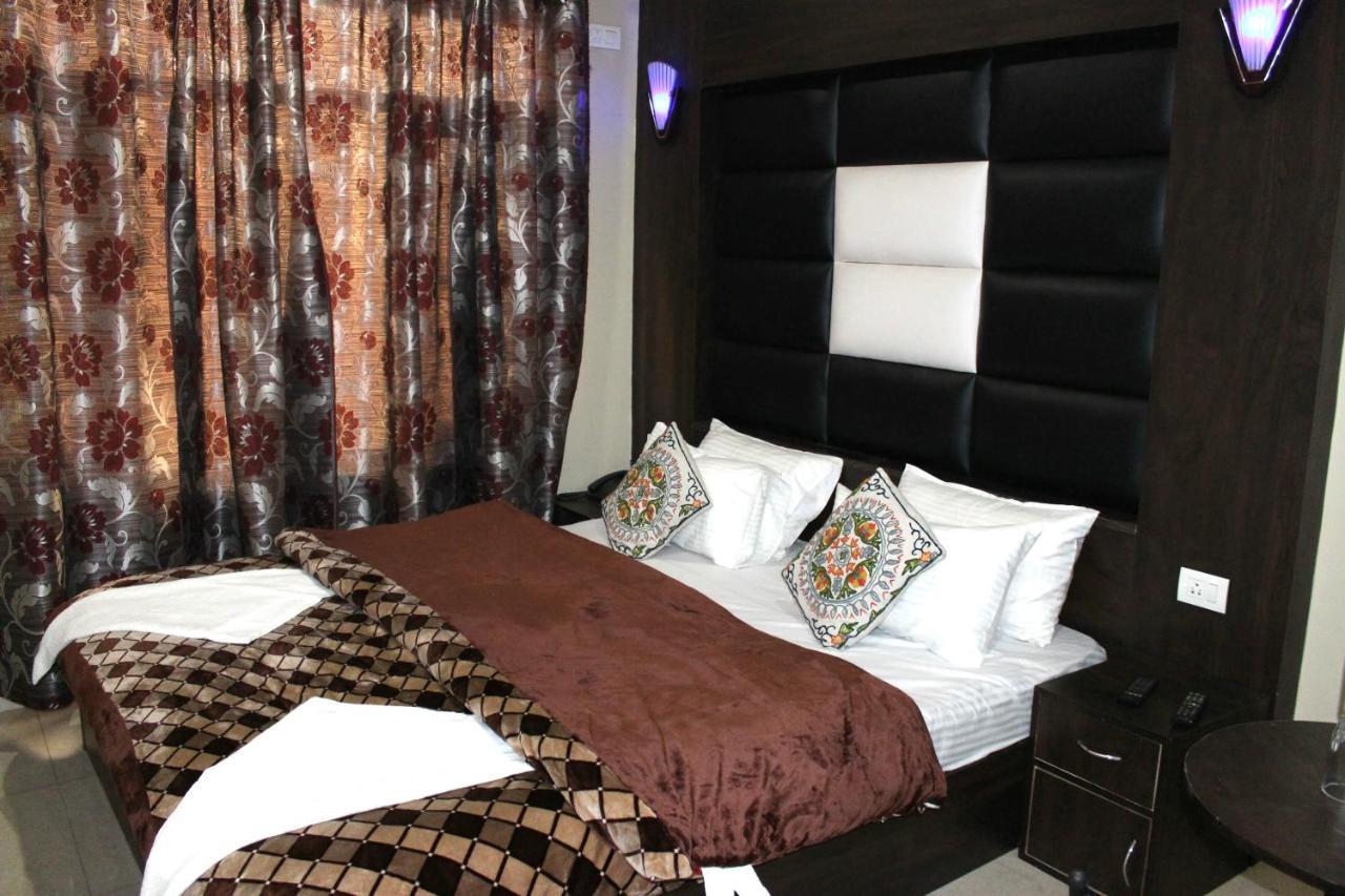 Hotel Samar Srinagar  Luaran gambar